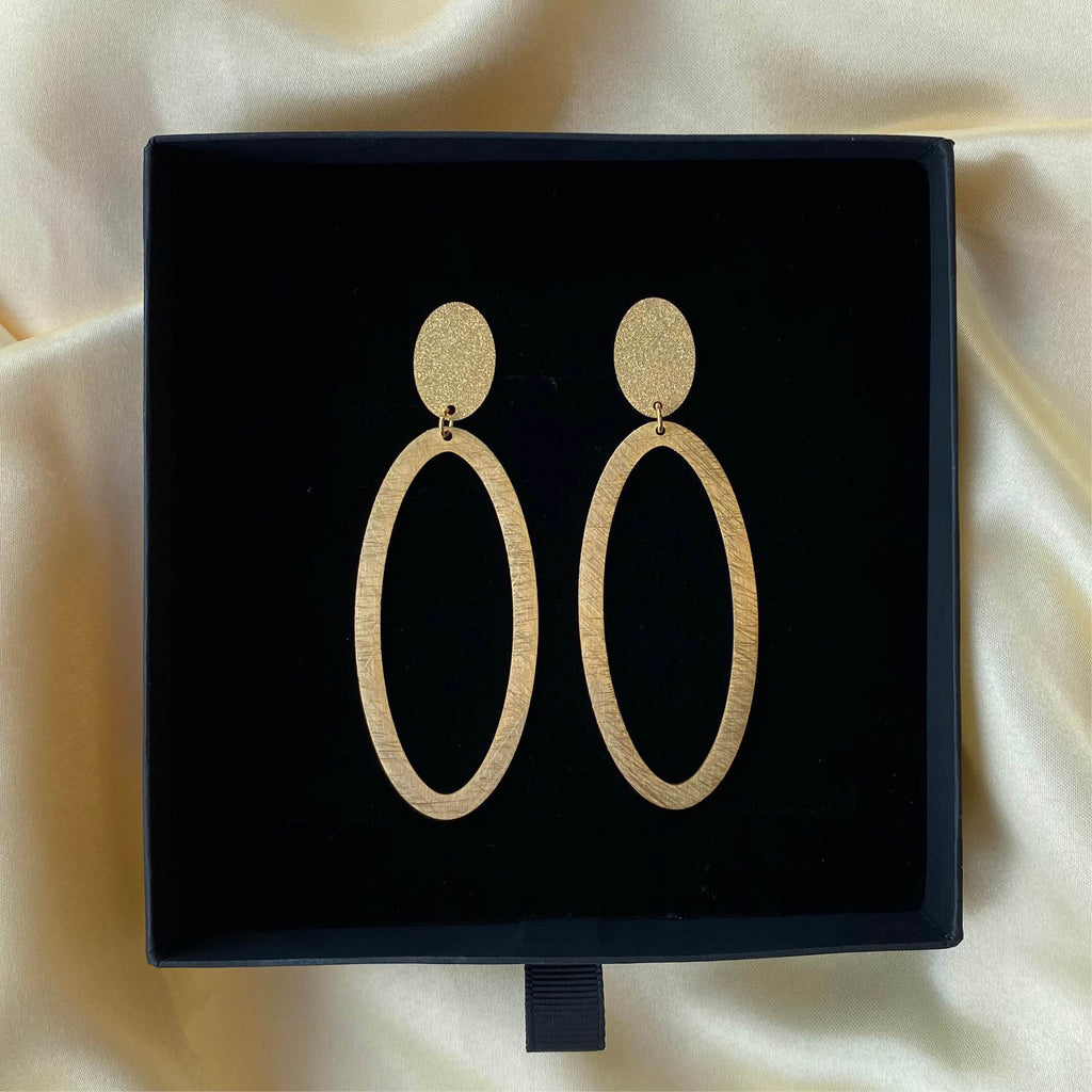 Gold Oval Earrings - Oval - Gift Box - Paulie Pocket