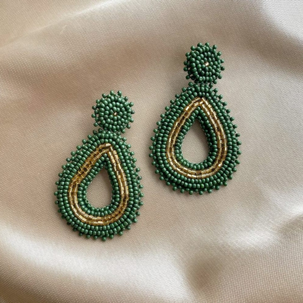 Small Beads Earrings - Green Gold - Satin - Paulie Pocket