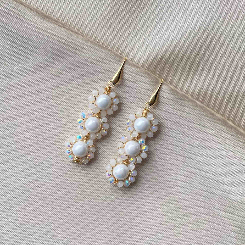 Triple Pearls Earrings - Satin - Paulie Pocket