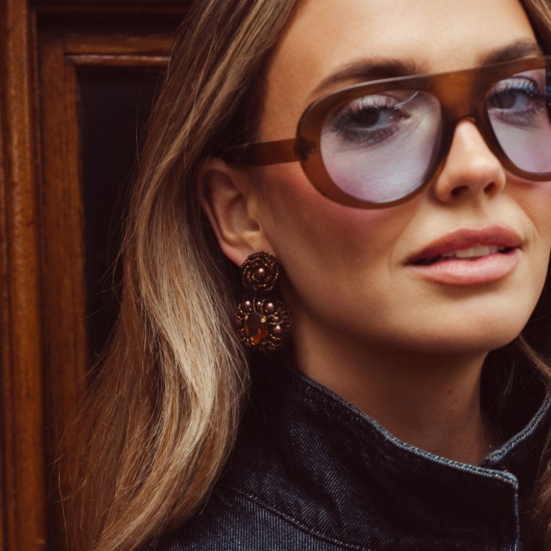 Blair Ohrringe – Braun, handgemachte Statement-Ohrringe von Paulie Pocket