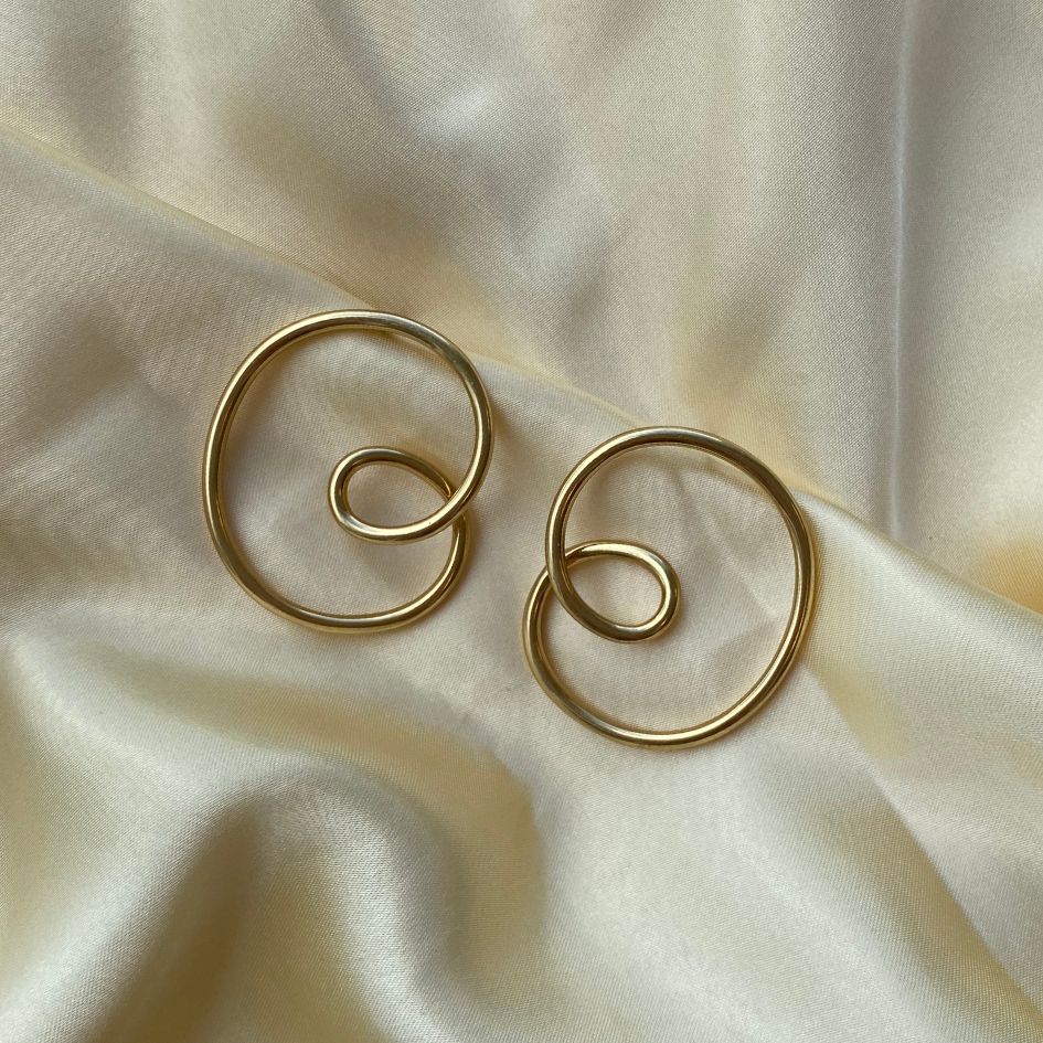 Curly Statement Earrings - Gold - Satin - Paulie Pocket