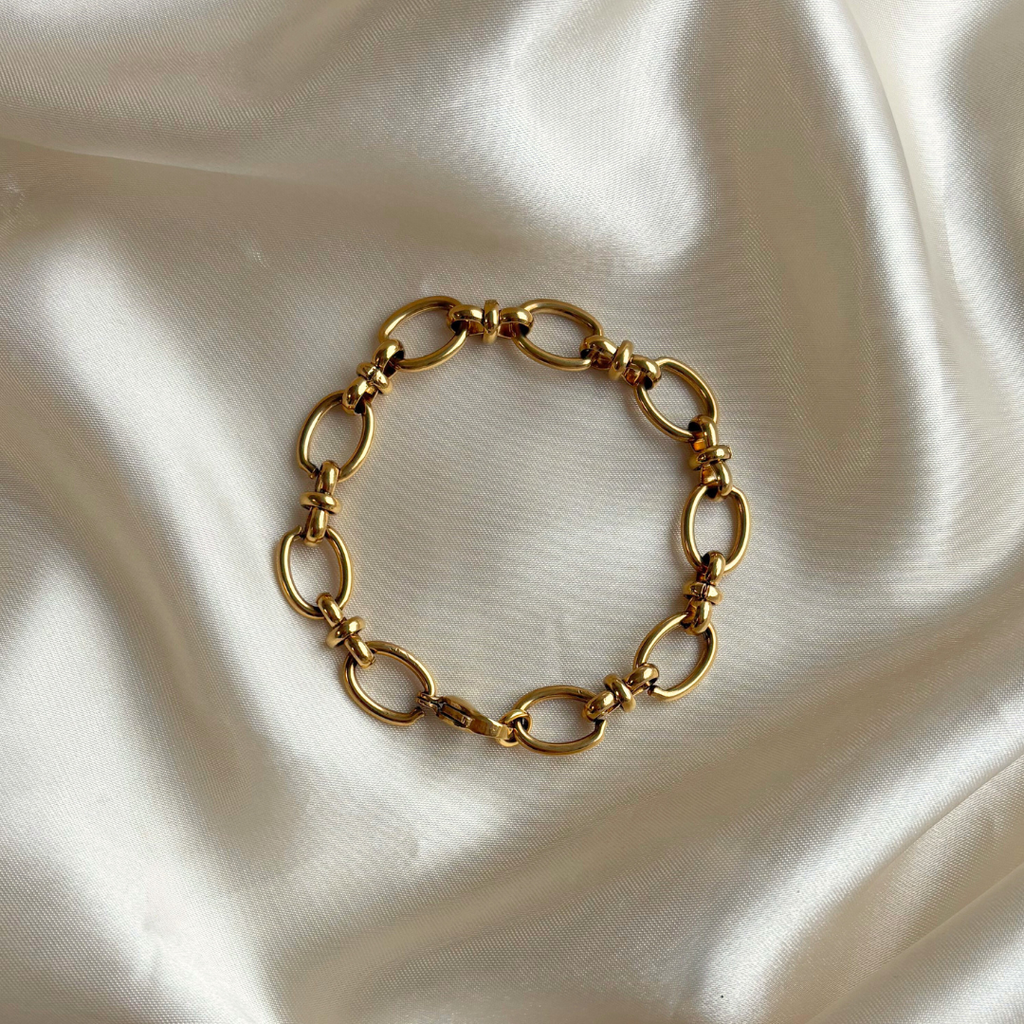Gold Bold Chain Bracelet