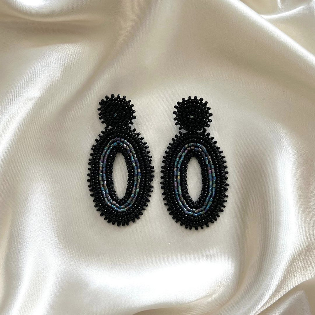 Oval Beads Earrings - Black Grey - Satin - Paulie Pocket
