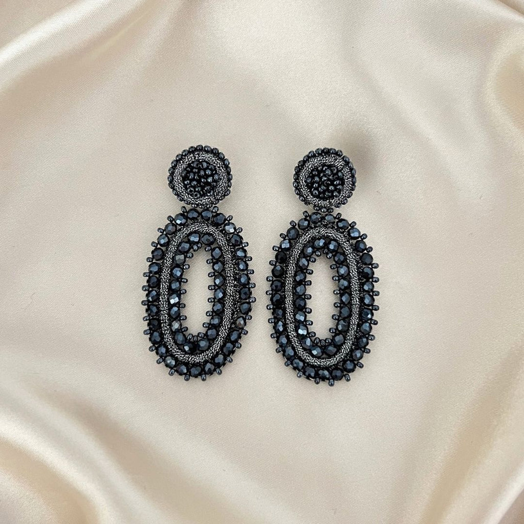 Oval Tarah Earrings - Silver Grey - Satin -  Paulie Pocket