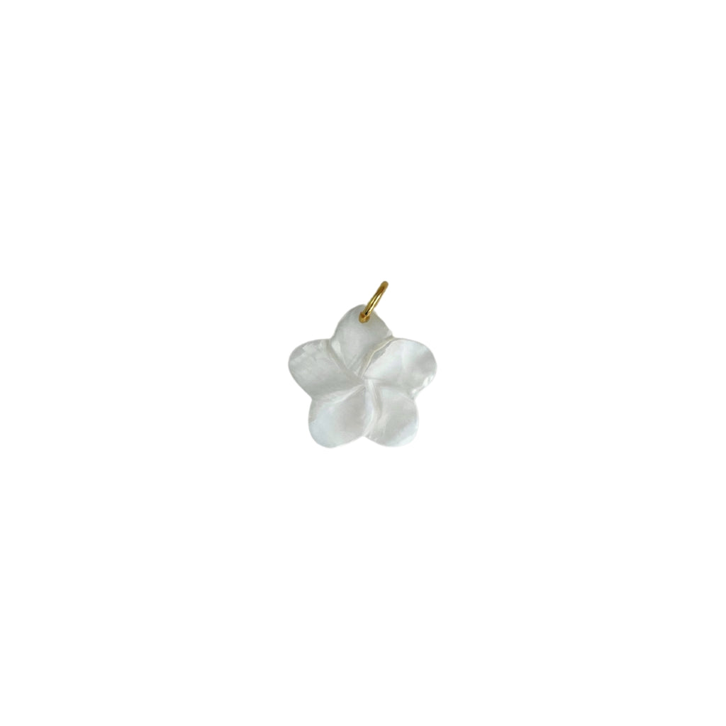 Petal Pearl Pendant 
