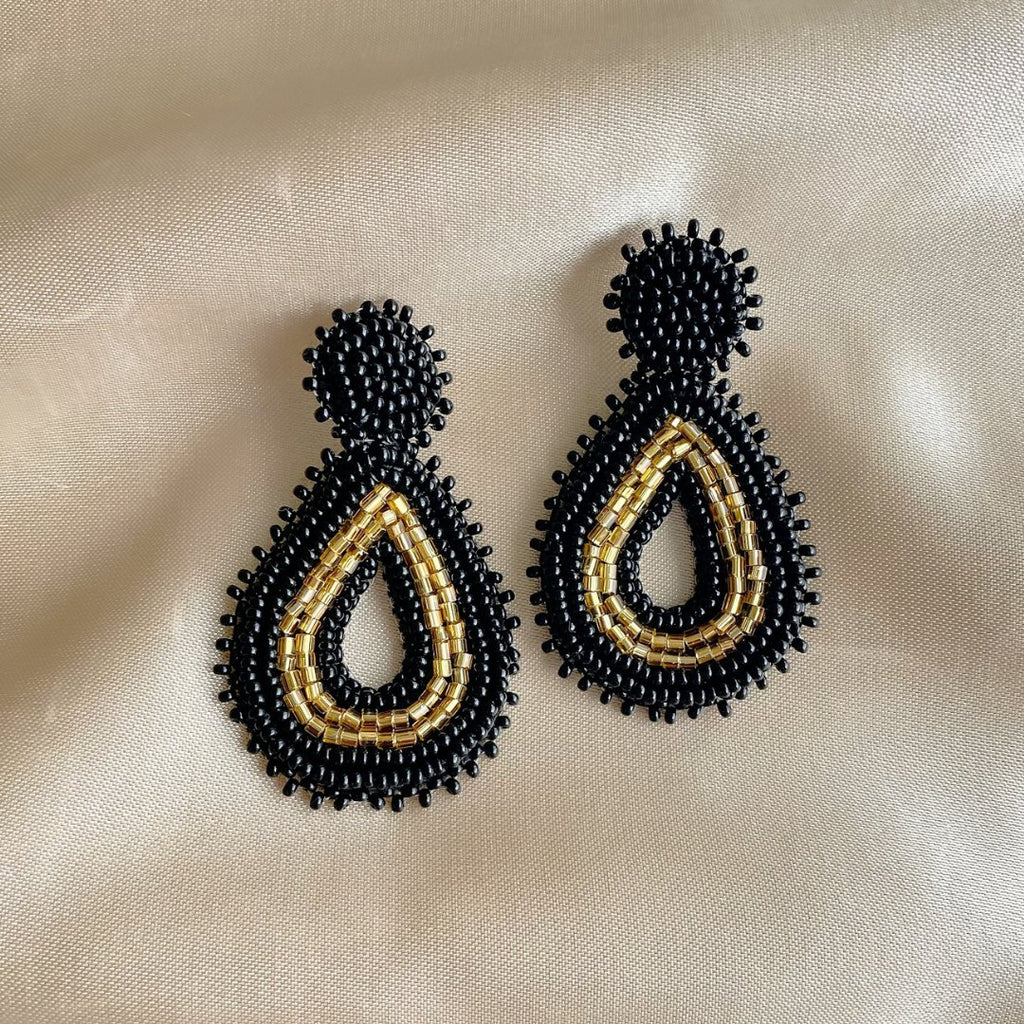 Small Beads Earrings - Black Gold - Satin - Paulie Pocket