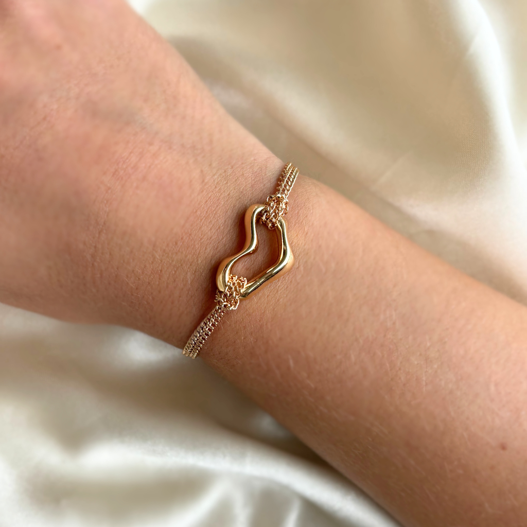 Strong Women Award Bracelet | The heart that holds